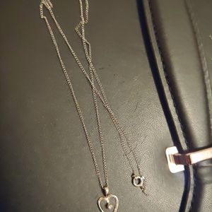 14k white gold diamond heart necklace